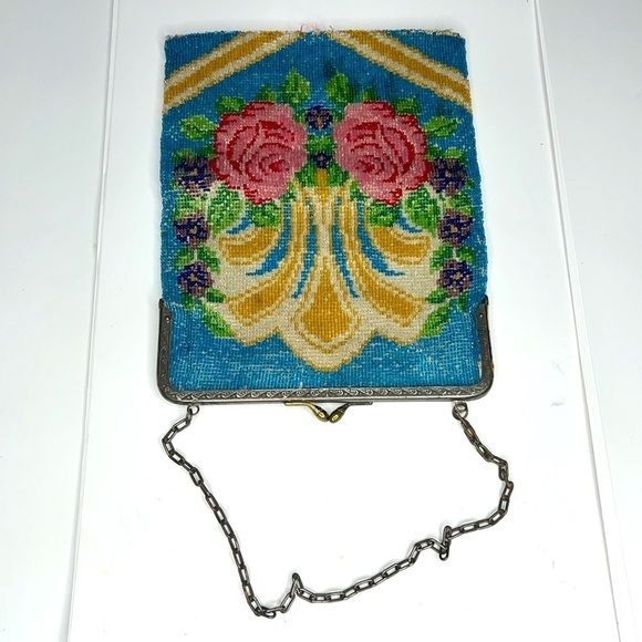 Antique Micro Beaded Flat Purse Flower Motif  9” x 7” Kisslock Silver Frame Bag - Picture 1 of 14